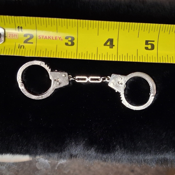 Silver Handcuffs Mini - Picture 5 of 5
